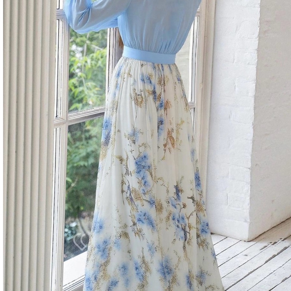 Elegant Refeu Blue and White Floral Maxi Dress - Picture 3 of 5